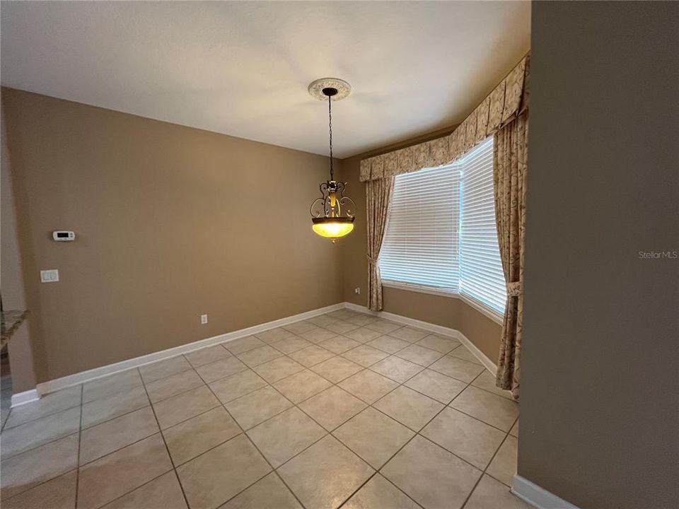 For Rent: $6,000 (5 beds, 4 baths, 3664 Square Feet)