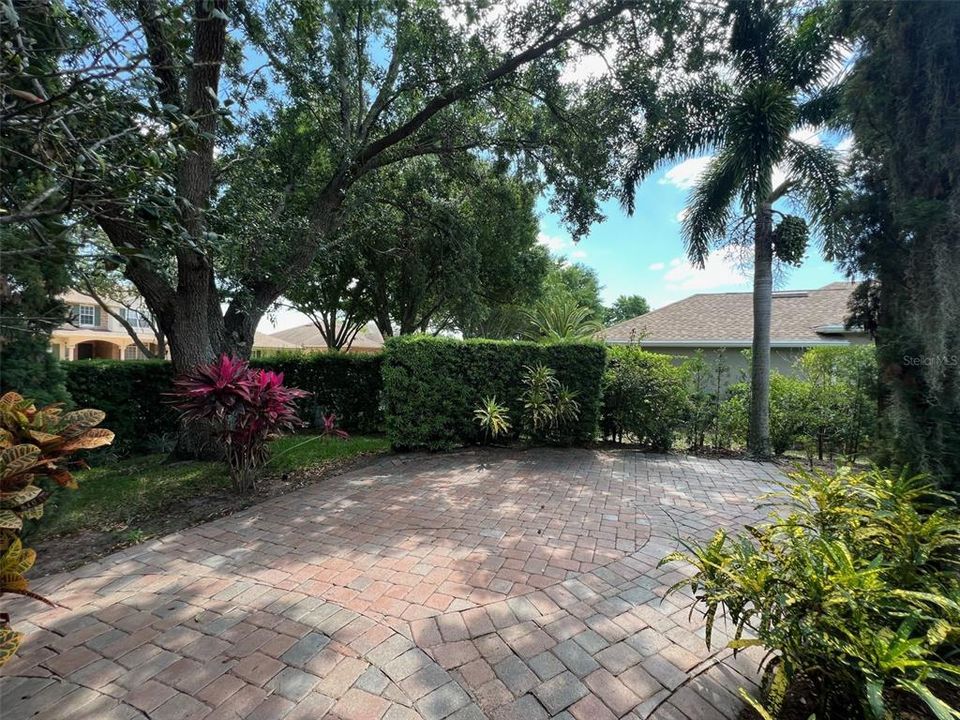 For Rent: $6,000 (5 beds, 4 baths, 3664 Square Feet)