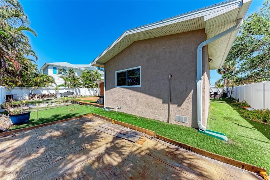 Activo con contrato: $895,000 (3 camas, 2 baños, 1020 Pies cuadrados)