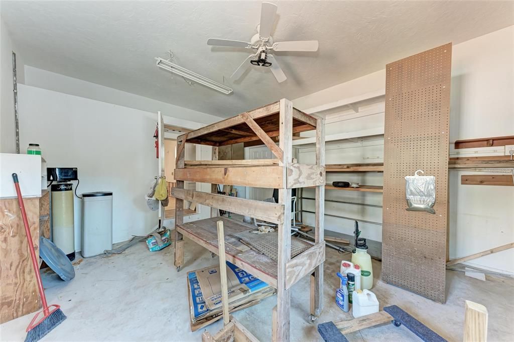 Activo con contrato: $895,000 (3 camas, 2 baños, 1020 Pies cuadrados)