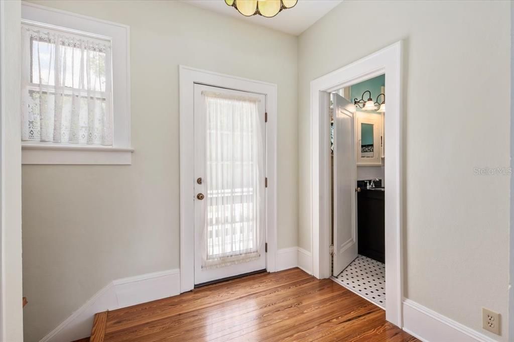 For Sale: $1,249,500 (3 beds, 3 baths, 3364 Square Feet)