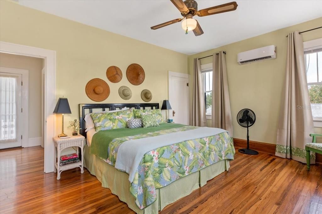 For Sale: $1,249,500 (3 beds, 3 baths, 3364 Square Feet)