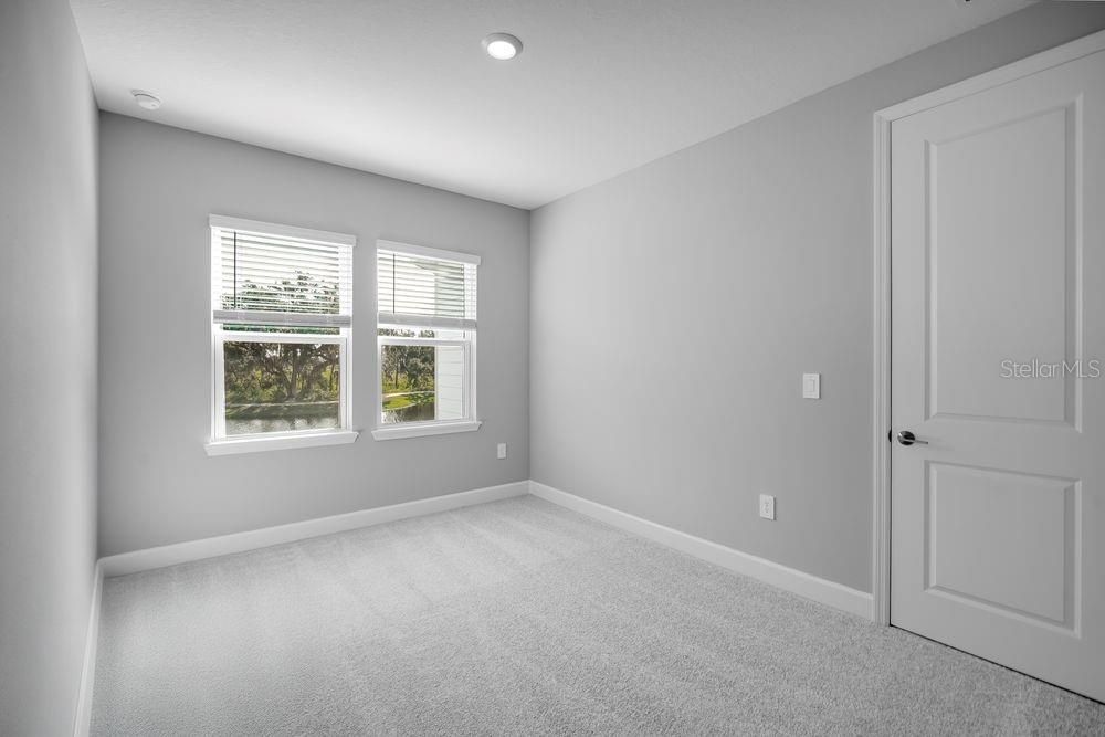 Под контрактом: $565,999 (5 спален, 4 ванн, 3422 Квадратных фут)