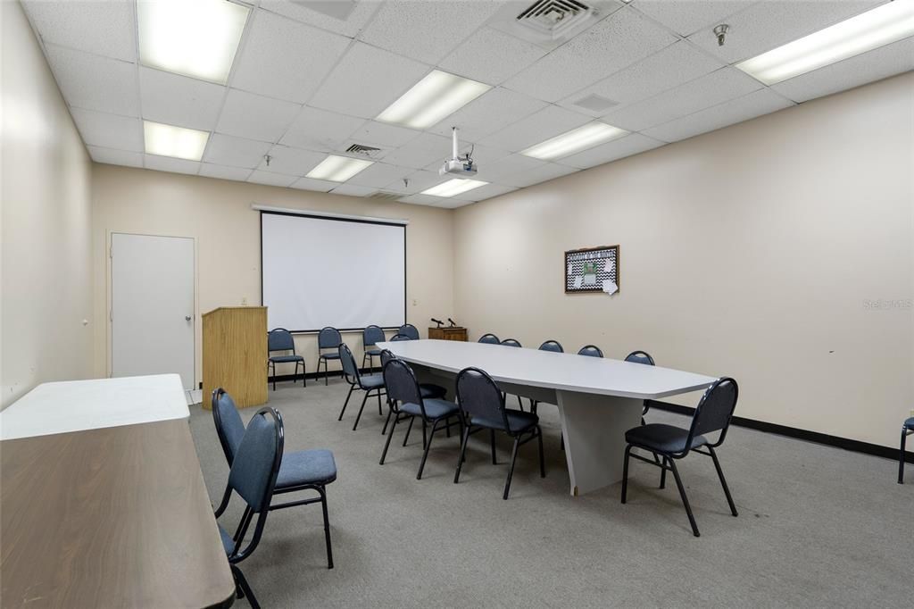 待售: $70,730 (0 贝兹, 0 浴室, 6430 平方英尺)