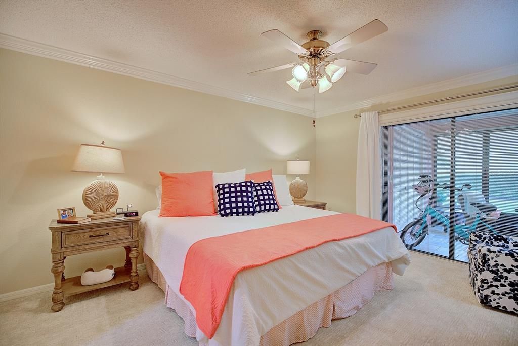 For Sale: $198,900 (2 beds, 2 baths, 1605 Square Feet)