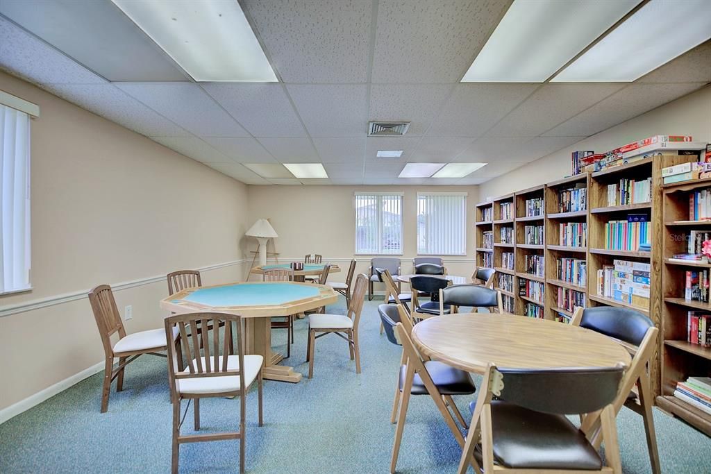 For Sale: $198,900 (2 beds, 2 baths, 1605 Square Feet)