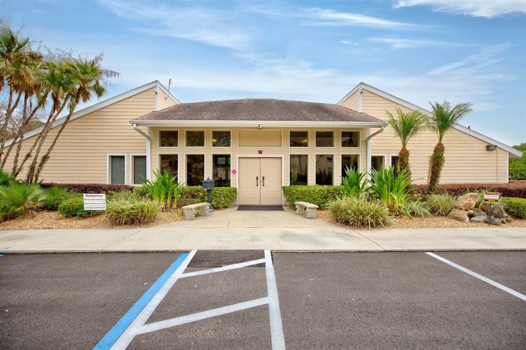 For Sale: $198,900 (2 beds, 2 baths, 1605 Square Feet)