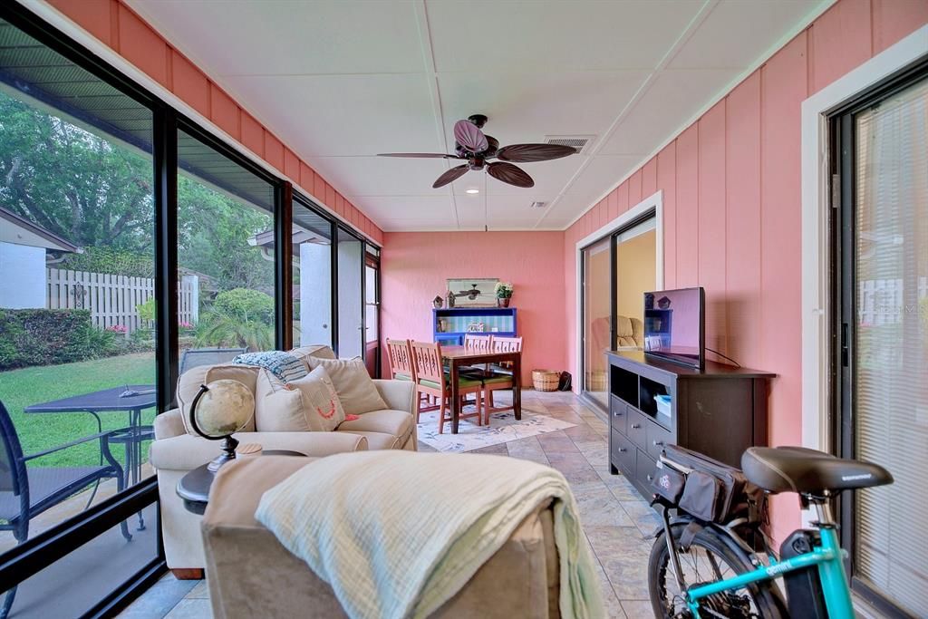 For Sale: $198,900 (2 beds, 2 baths, 1605 Square Feet)