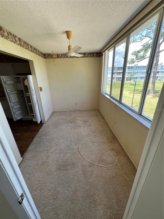 Activo con contrato: $82,000 (2 camas, 2 baños, 1035 Pies cuadrados)