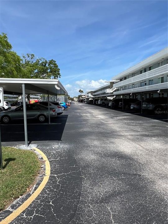 Activo con contrato: $82,000 (2 camas, 2 baños, 1035 Pies cuadrados)