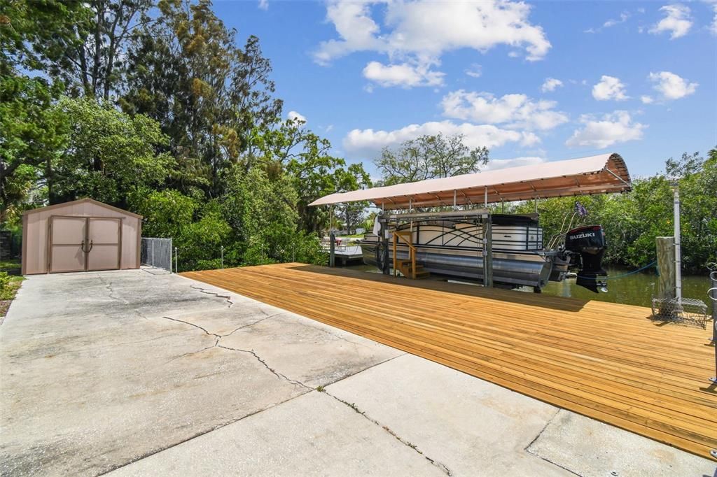 For Sale: $549,500 (2 beds, 2 baths, 1895 Square Feet)