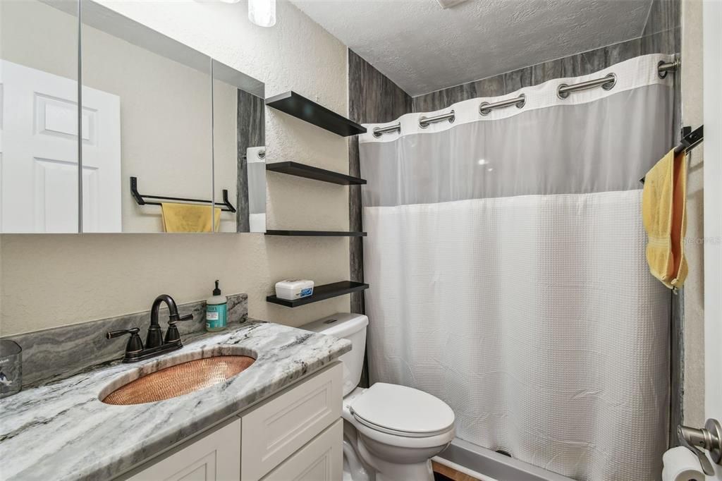For Sale: $549,500 (2 beds, 2 baths, 1895 Square Feet)