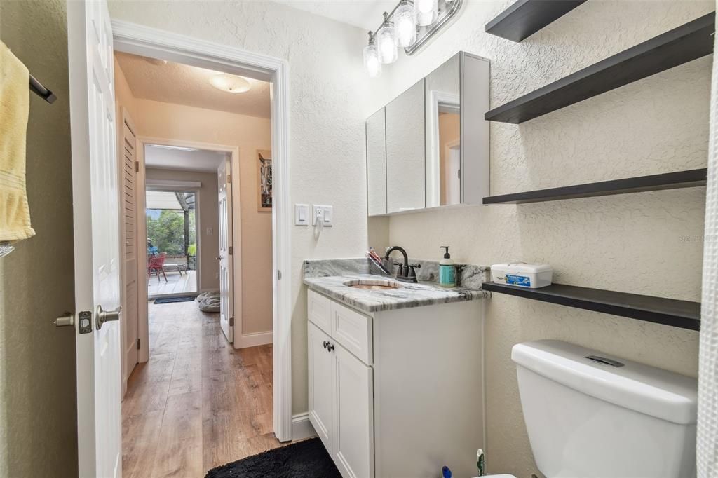 For Sale: $549,500 (2 beds, 2 baths, 1895 Square Feet)