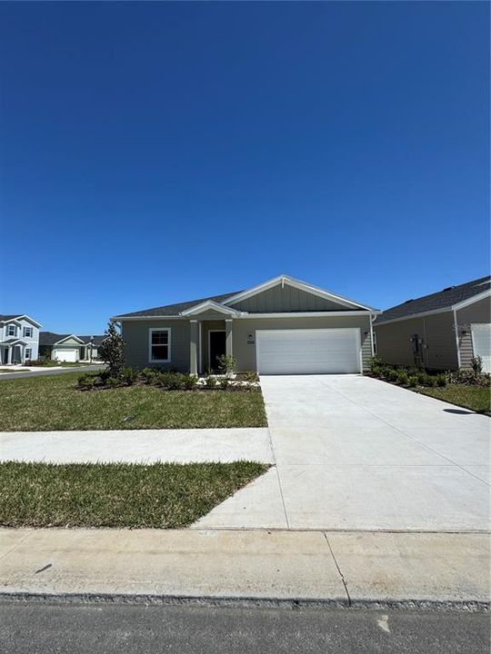 Recently Rented: $2,100 (3 beds, 2 baths, 2127 Square Feet)