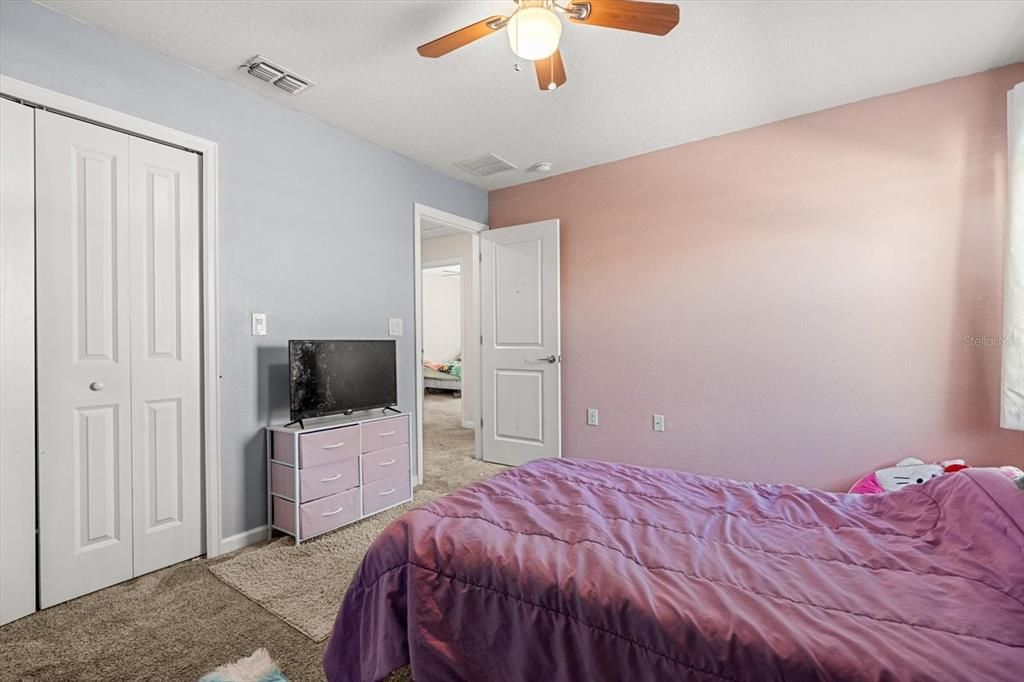 Под контрактом: $96,595 (4 спален, 2 ванн, 2655 Квадратных фут)