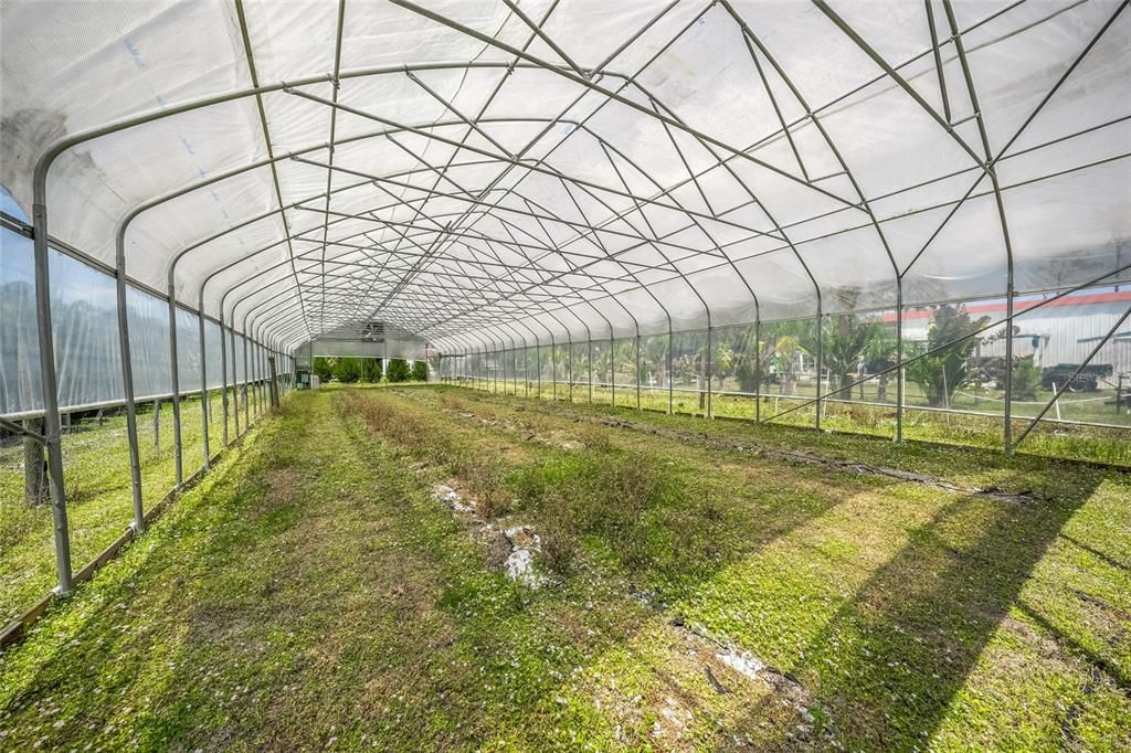 En Venta: $7,999,000 (13.83 acres)