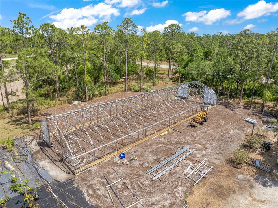 En Venta: $7,999,000 (13.83 acres)