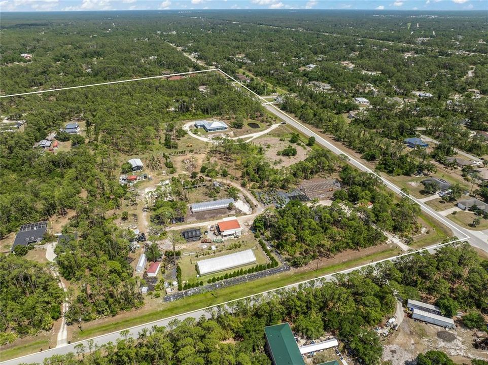 En Venta: $7,999,000 (13.83 acres)