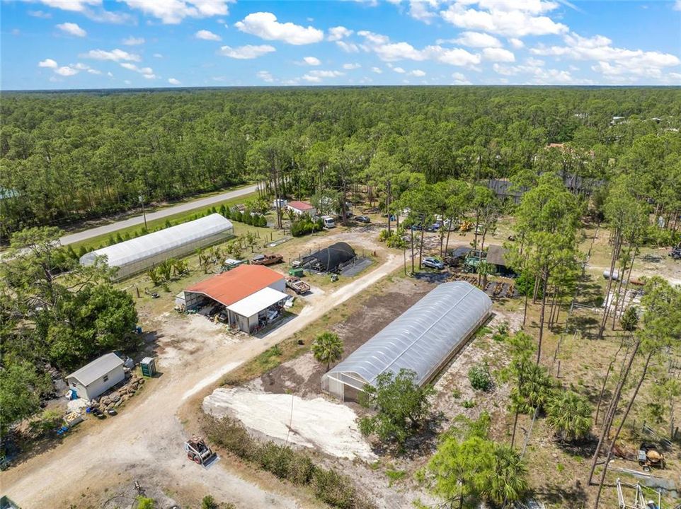 En Venta: $7,999,000 (13.83 acres)