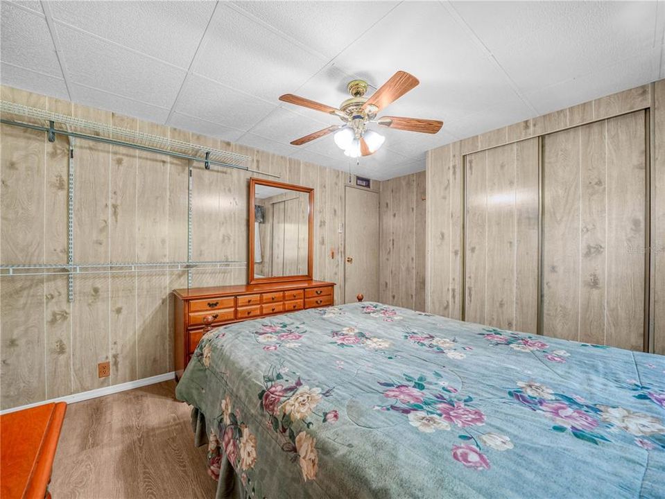 На продажу: $179,000 (2 спален, 2 ванн, 1092 Квадратных фут)