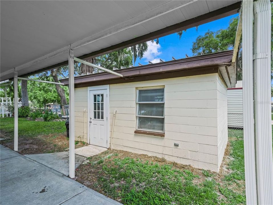 На продажу: $179,000 (2 спален, 2 ванн, 1092 Квадратных фут)