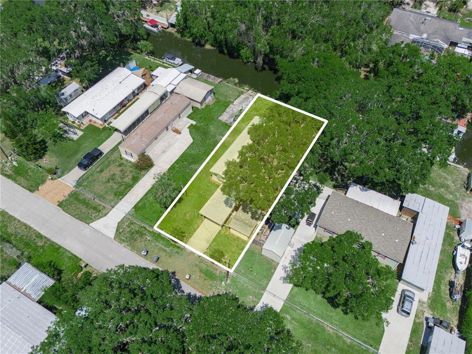 На продажу: $179,000 (2 спален, 2 ванн, 1092 Квадратных фут)