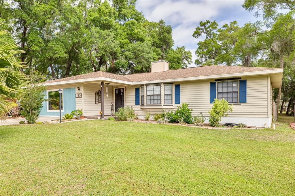 最近售出: $285,000 (3 贝兹, 2 浴室, 1656 平方英尺)