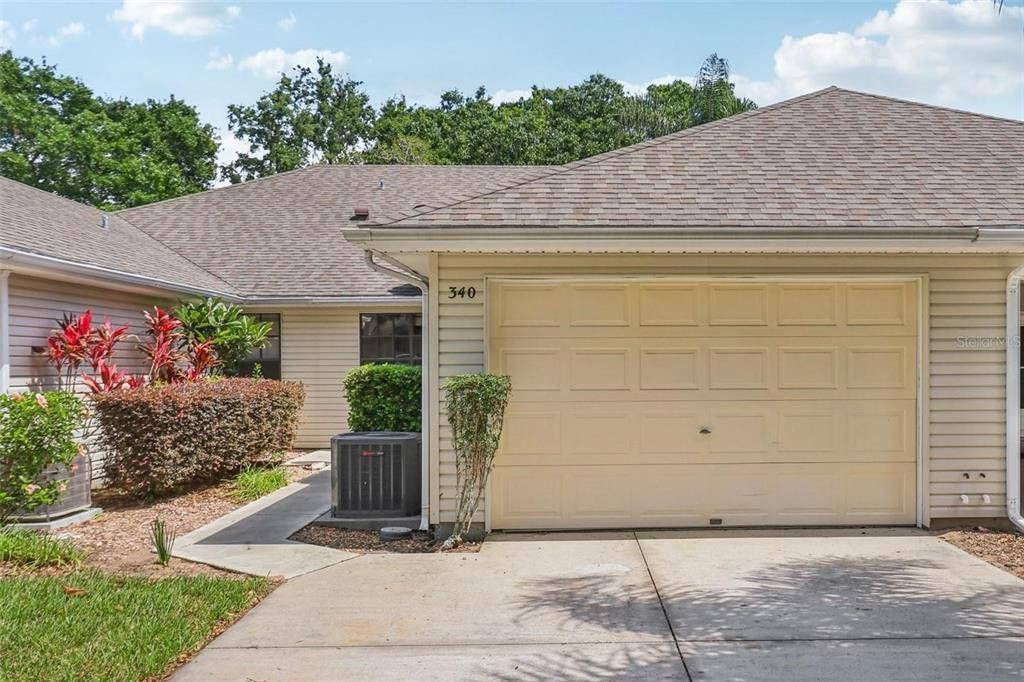 Recently Sold: $225,000 (2 beds, 2 baths, 1111 Square Feet)