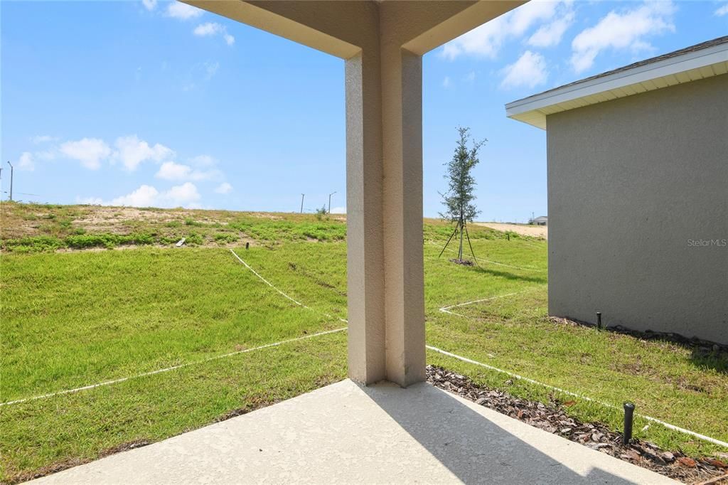 For Sale: $300,880 (3 beds, 2 baths, 1700 Square Feet)