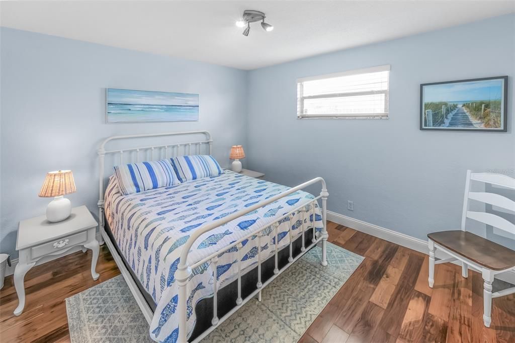 На продажу: $1,049,000 (3 спален, 2 ванн, 1906 Квадратных фут)