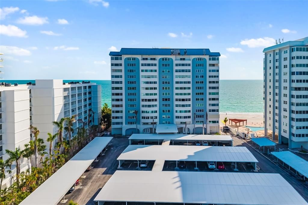 Active With Contract: $1,400,000 (2 beds, 2 baths, 1364 Square Feet)