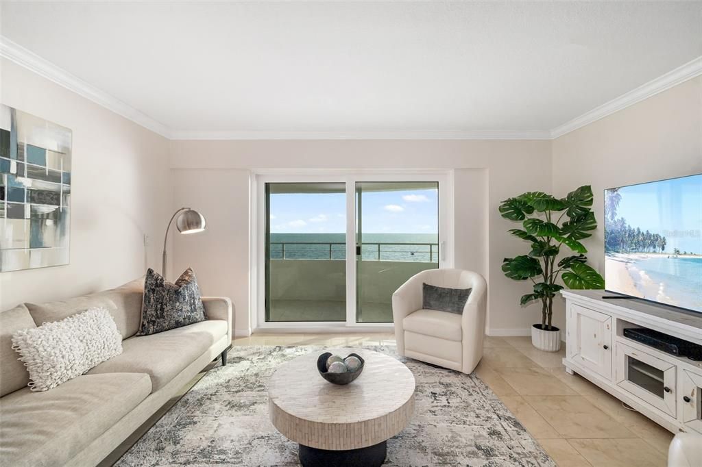 Active With Contract: $1,400,000 (2 beds, 2 baths, 1364 Square Feet)