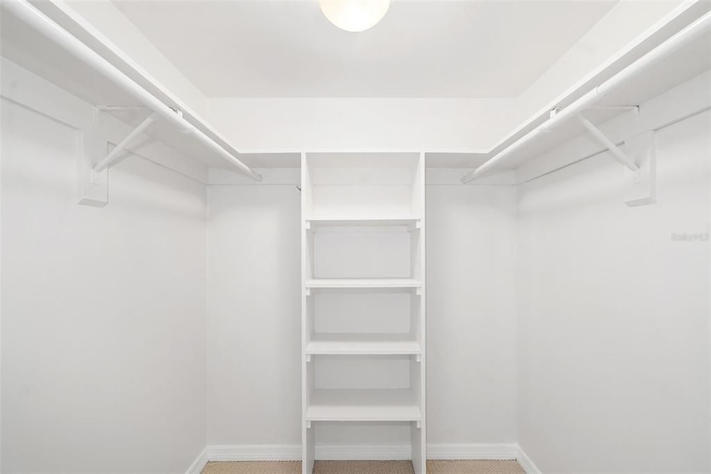 Active With Contract: $1,400,000 (2 beds, 2 baths, 1364 Square Feet)