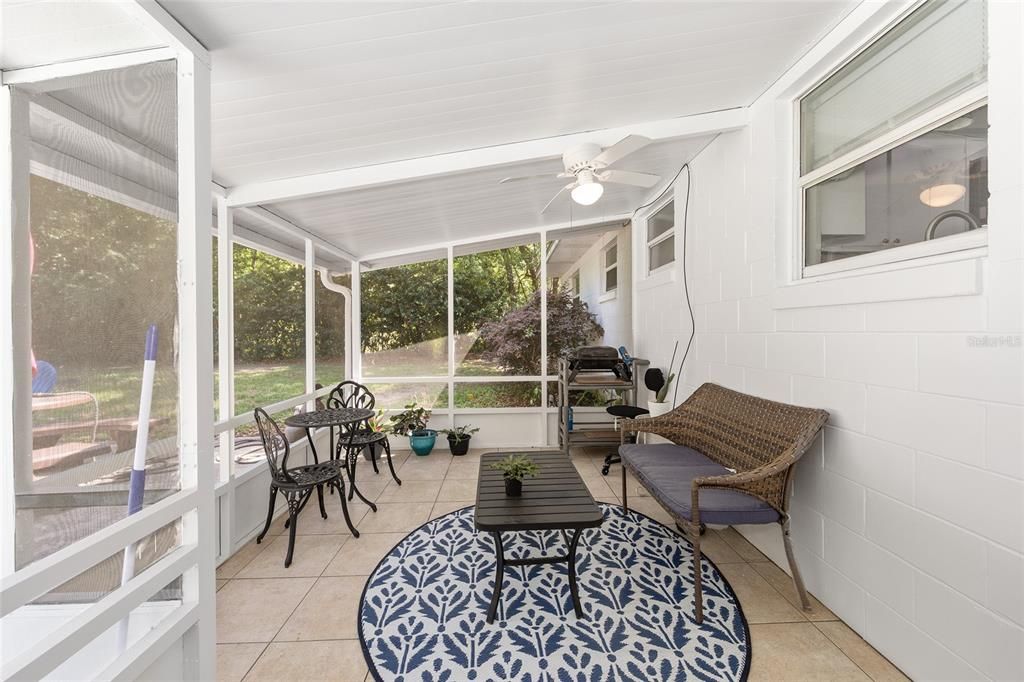 Active With Contract: $219,900 (3 beds, 2 baths, 1176 Square Feet)