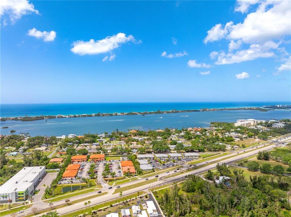 For Sale: $374,900 (0 beds, 0 baths, 1272 Square Feet)