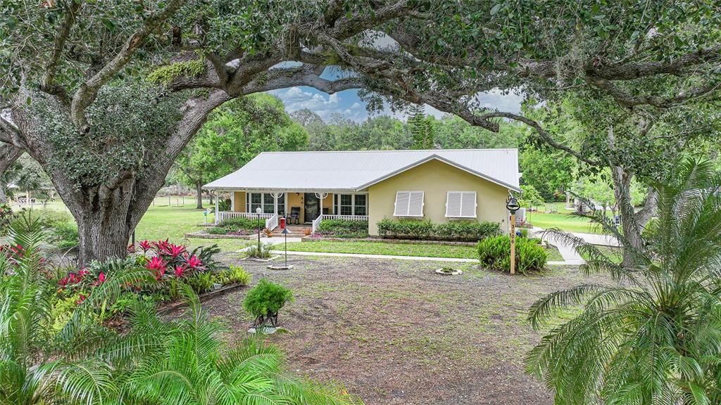 Vendido Recientemente: $450,000 (2 camas, 2 baños, 1801 Pies cuadrados)