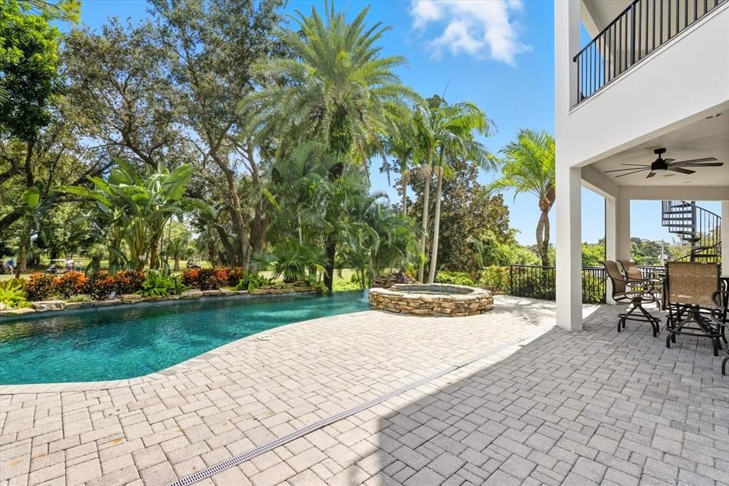 For Sale: $3,900,000 (5 beds, 7 baths, 9100 Square Feet)