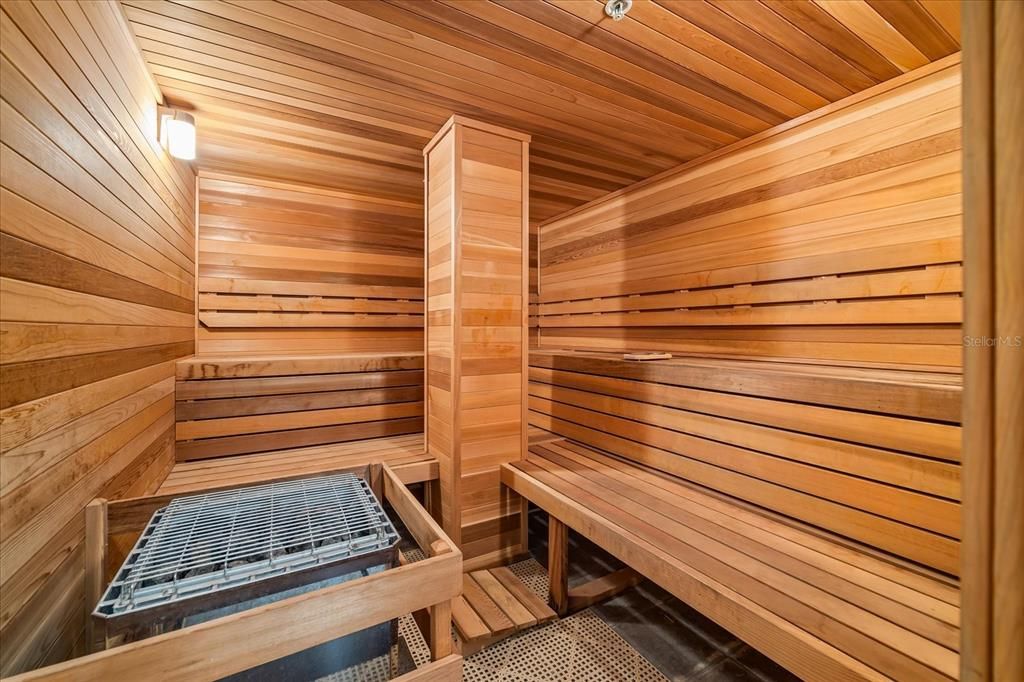 For Sale: $3,900,000 (5 beds, 7 baths, 9100 Square Feet)