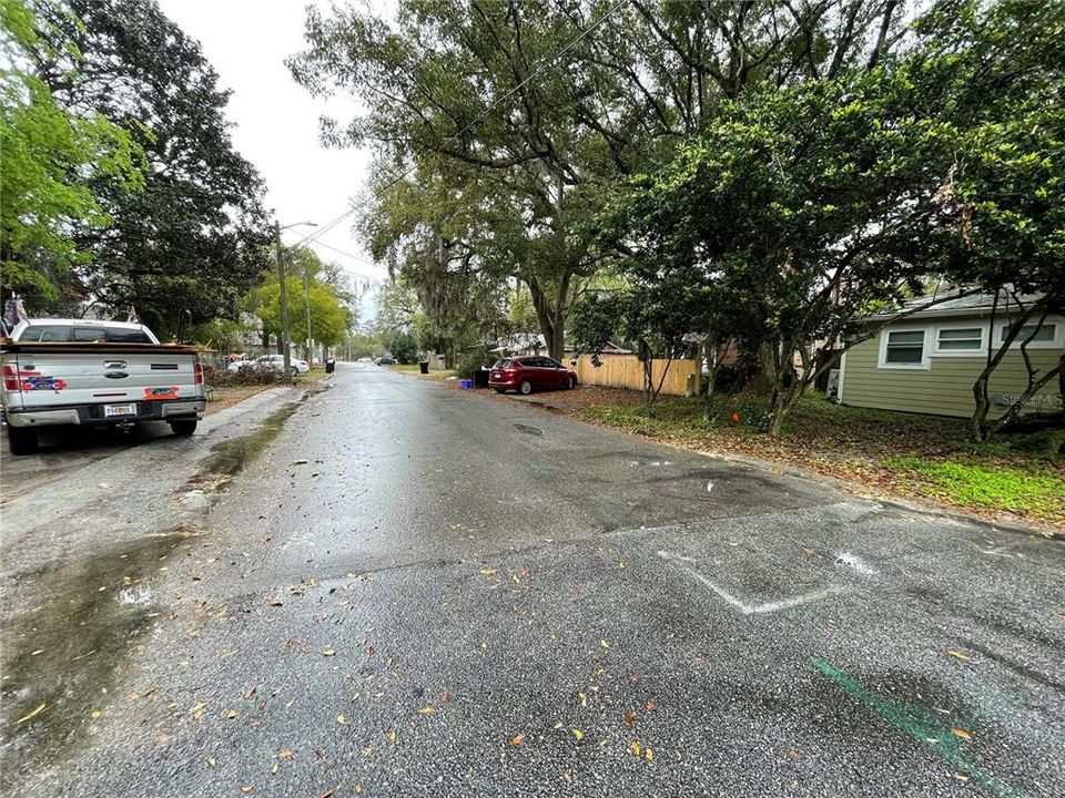 На продажу: $364,900 (4 спален, 0 ванн, 1958 Квадратных фут)