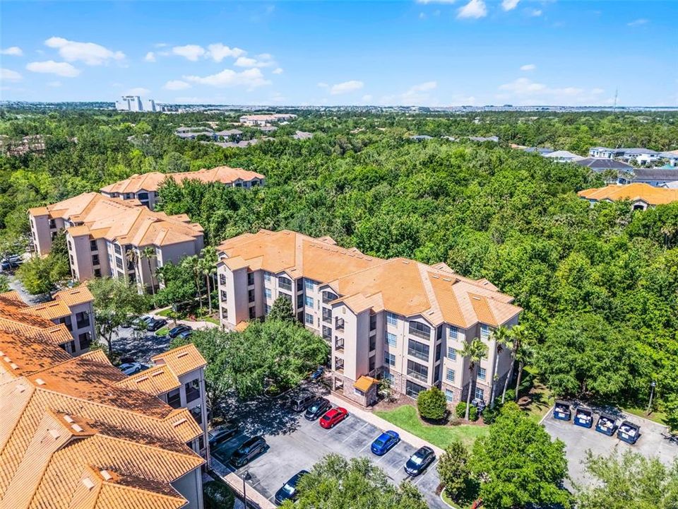 Active With Contract: $174,999 (2 beds, 2 baths, 1134 Square Feet)