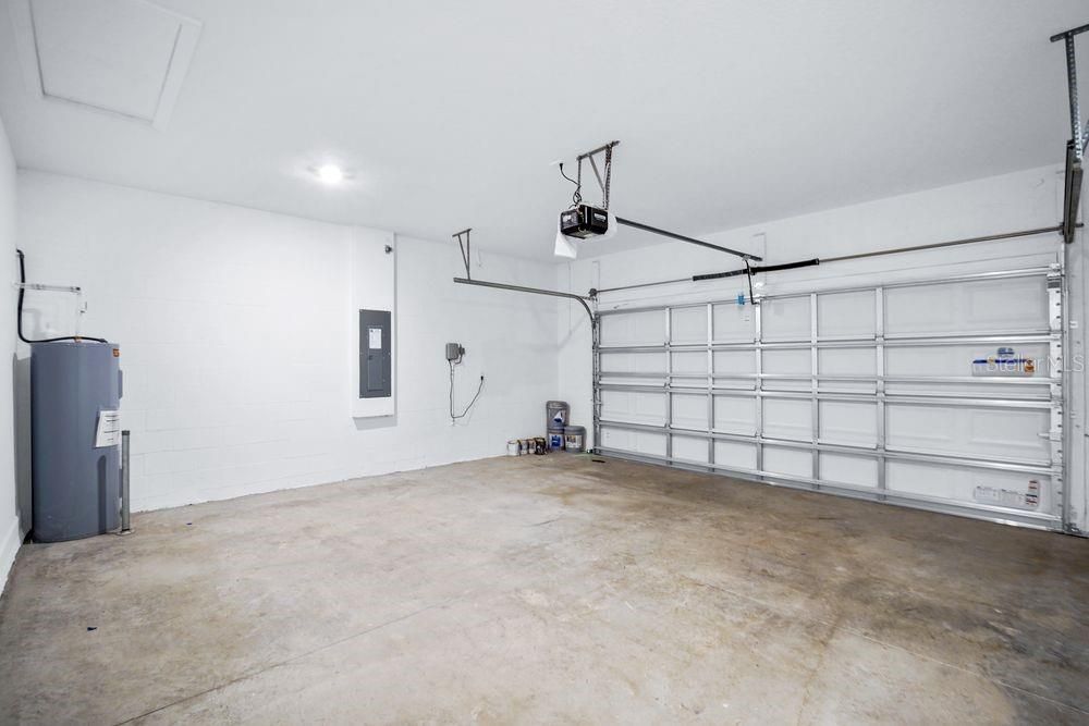 For Sale: $659,999 (5 beds, 4 baths, 3835 Square Feet)