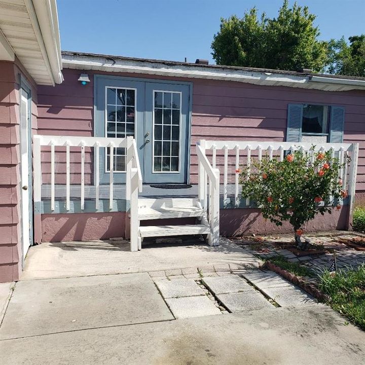 For Sale: $114,900 (2 beds, 2 baths, 1425 Square Feet)