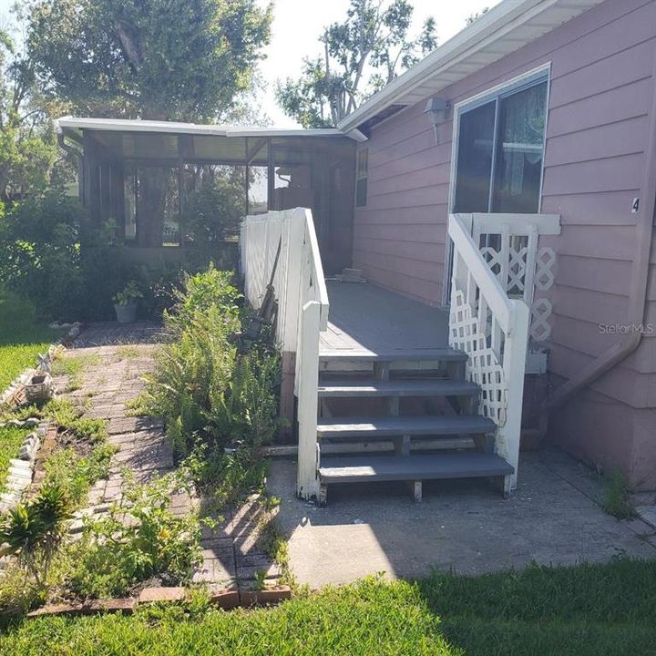 For Sale: $114,900 (2 beds, 2 baths, 1425 Square Feet)