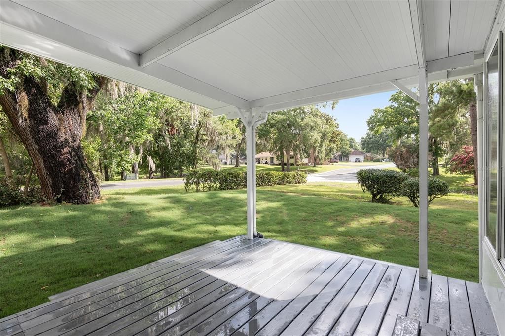 На продажу: $359,900 (3 спален, 2 ванн, 2042 Квадратных фут)