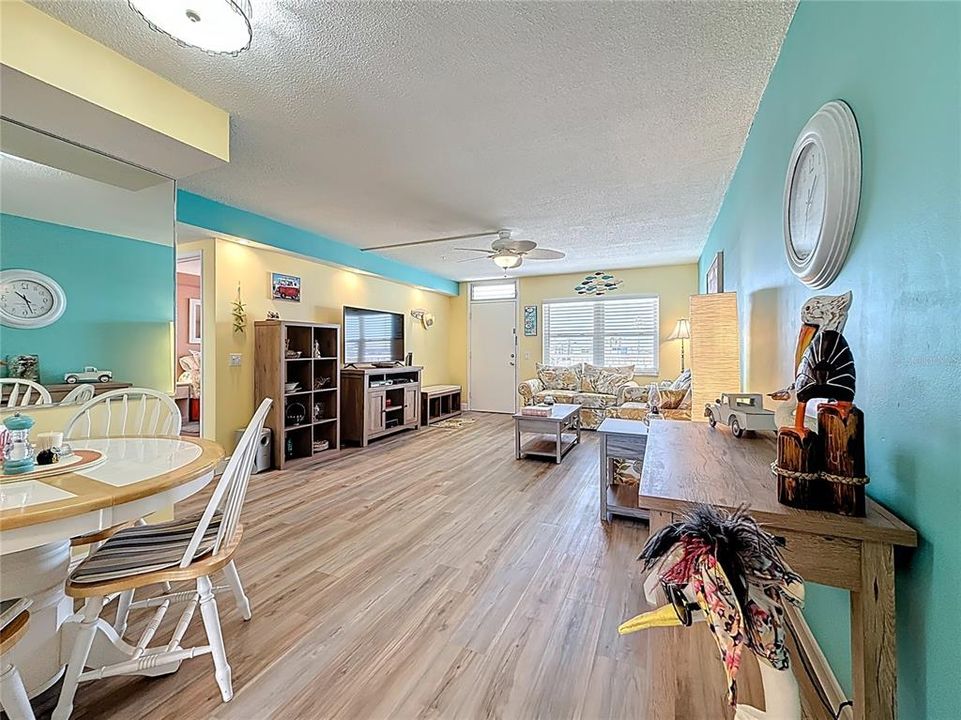 En Venta: $227,000 (2 camas, 1 baños, 1120 Pies cuadrados)