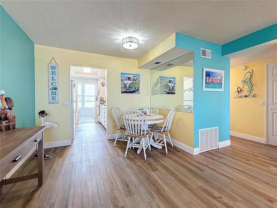 En Venta: $227,000 (2 camas, 1 baños, 1120 Pies cuadrados)