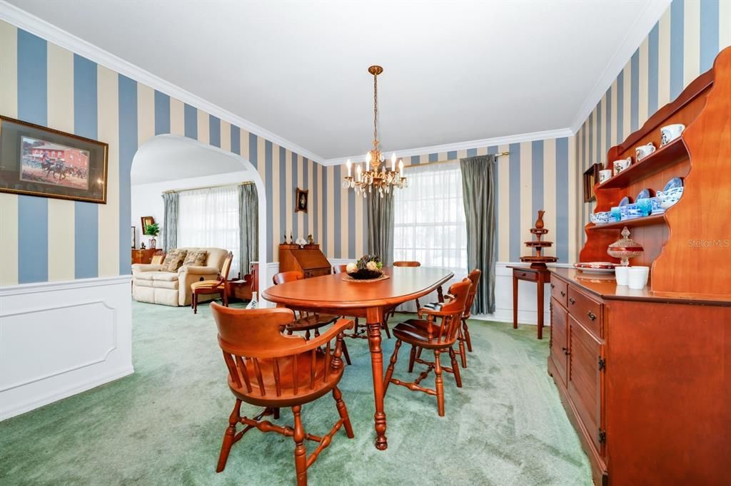 For Sale: $845,000 (4 beds, 2 baths, 2487 Square Feet)