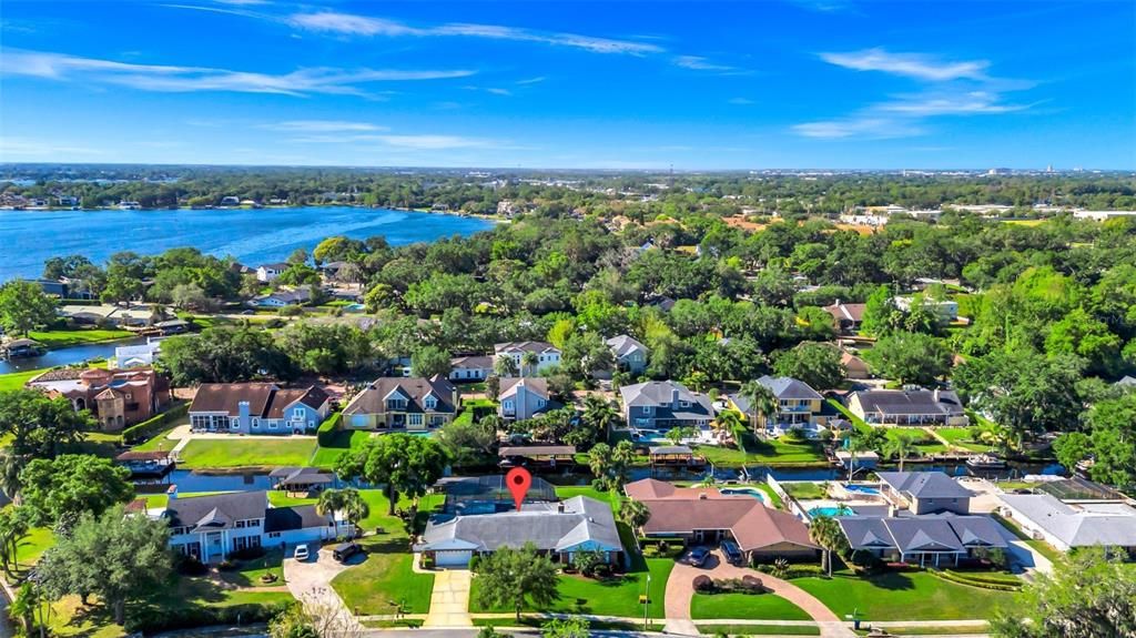 For Sale: $845,000 (4 beds, 2 baths, 2487 Square Feet)