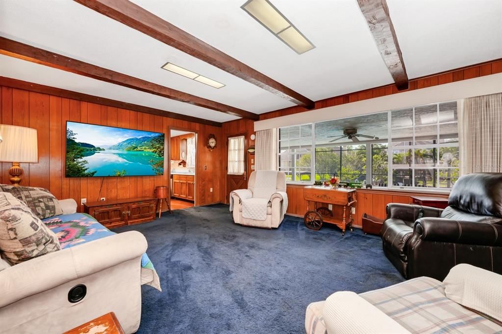 For Sale: $845,000 (4 beds, 2 baths, 2487 Square Feet)
