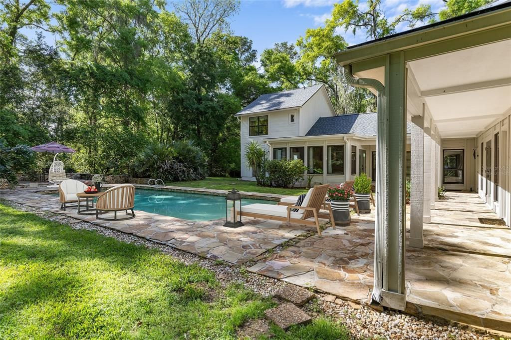 Active With Contract: $774,000 (3 beds, 2 baths, 2964 Square Feet)